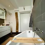 App. Seyrl Im Haus Karoline 슈라드밍